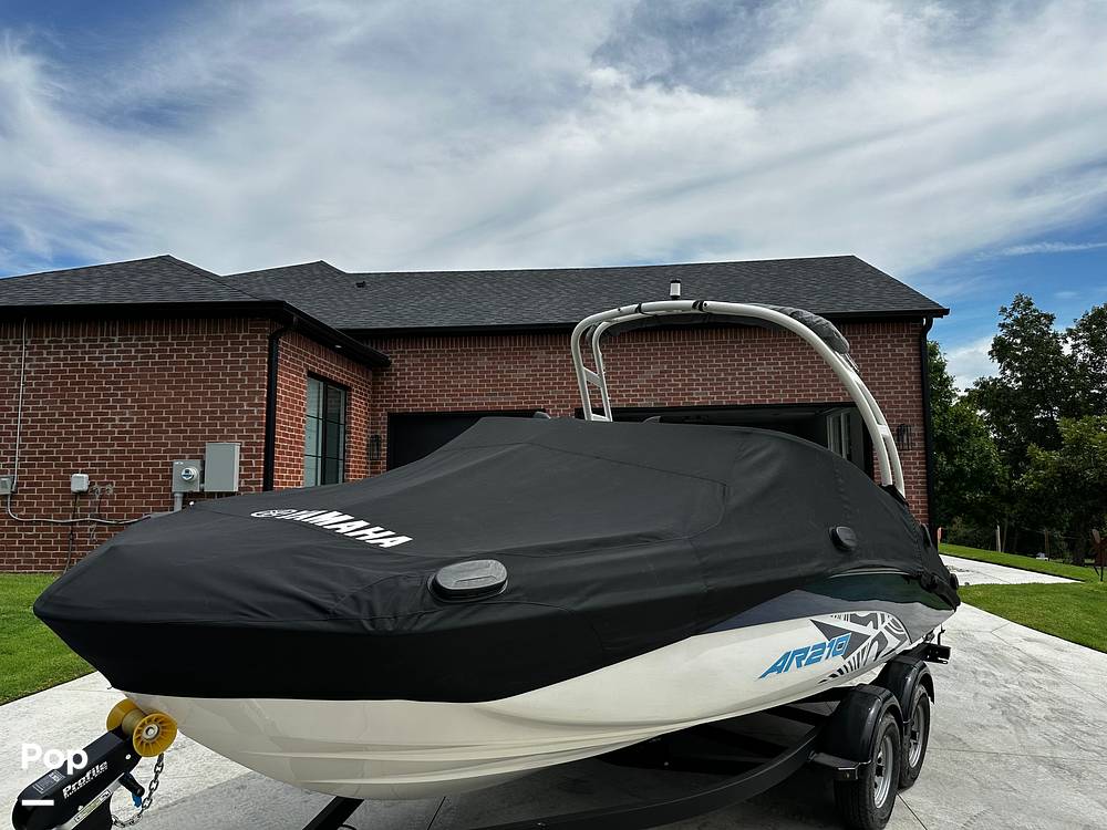 Slide: The Image of Yamaha AR210 2022 - 15046680