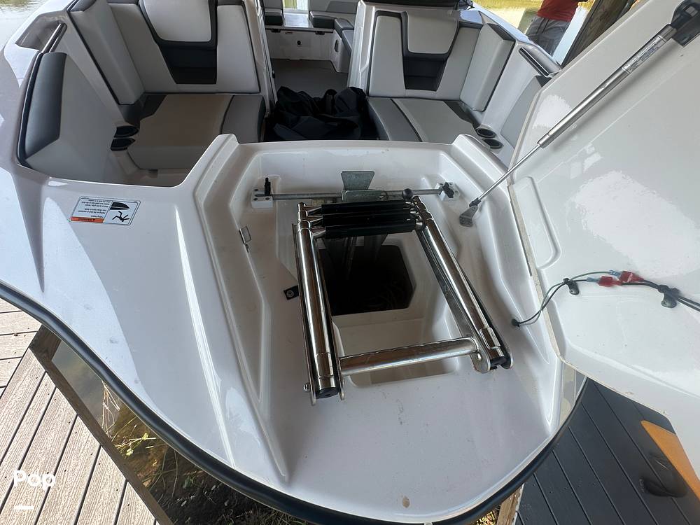 Slide: The Image of Yamaha AR 220 2023 - 15446449