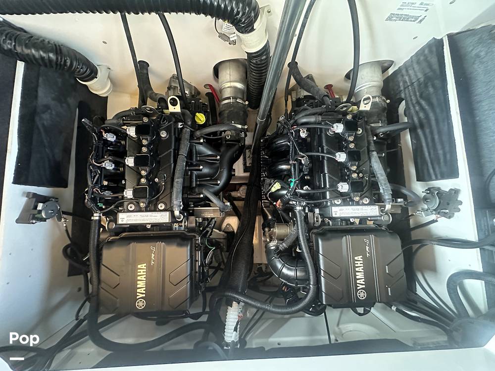 Slide: The Image of Yamaha AR 220 2023 - 15446461