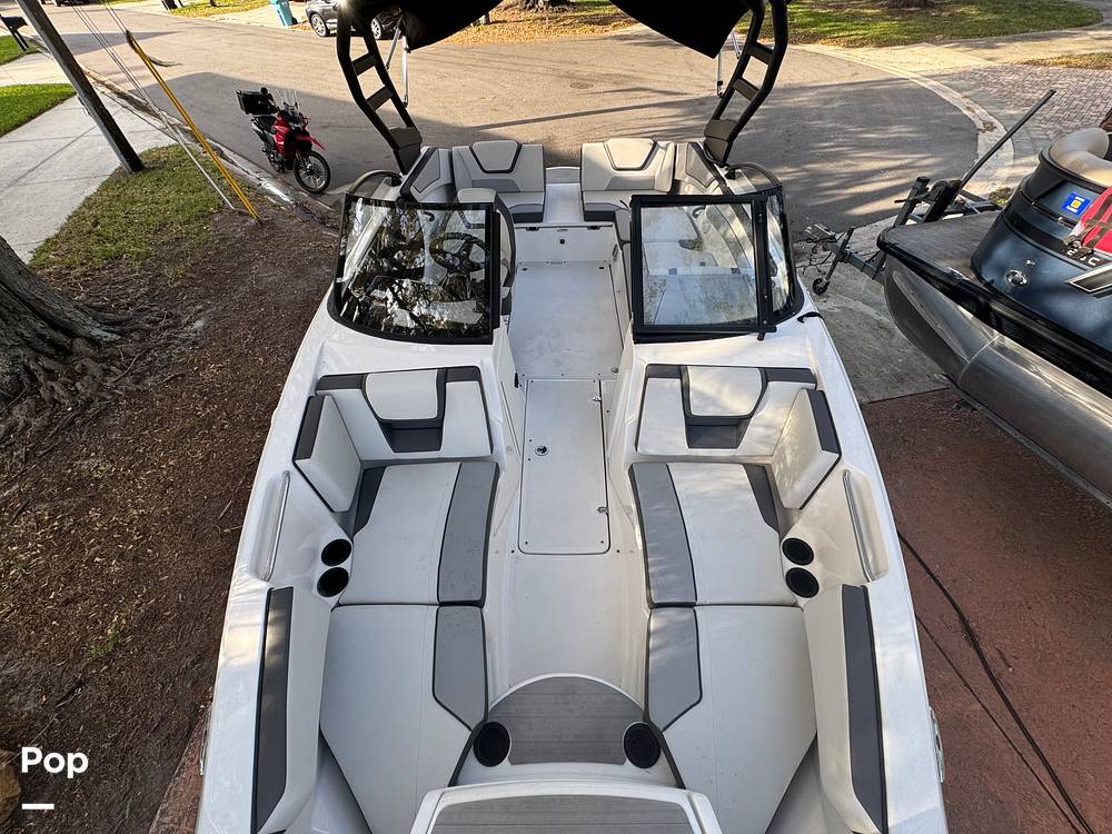 Slide: The Image of Yamaha AR 220 2024 - 15212796