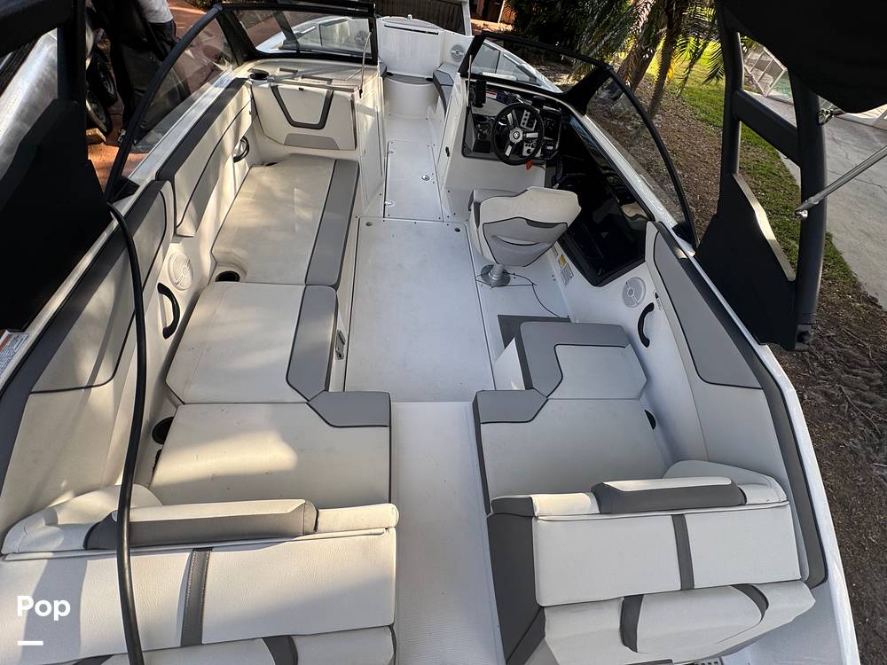 Slide: The Image of Yamaha AR 220 2024 - 15212801