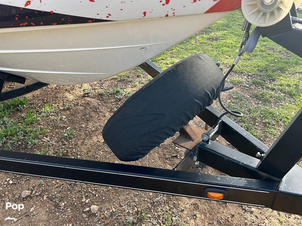 Slide: The Image of Spare Tire Kit - 13932633