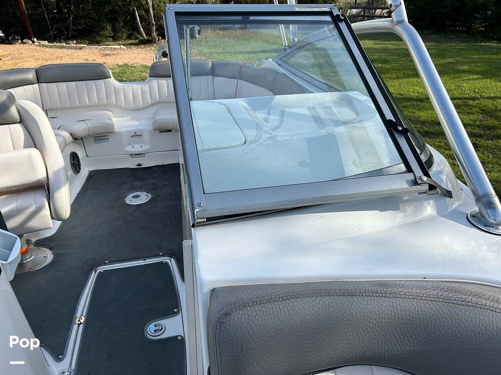 Slide: The Image of Port Windshield - 13932680
