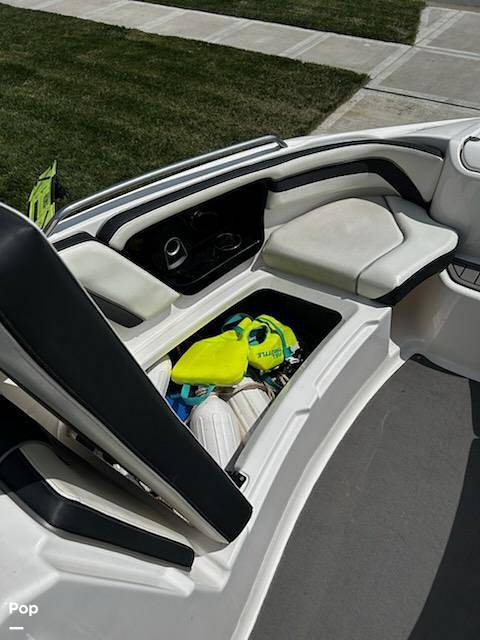 Slide: The Image of Yamaha AR240 2016 - 15706132