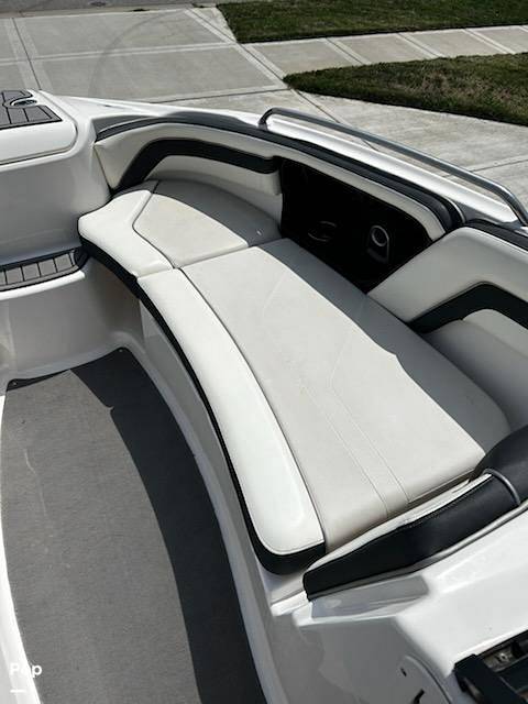 Slide: The Image of Yamaha AR240 2016 - 15706177