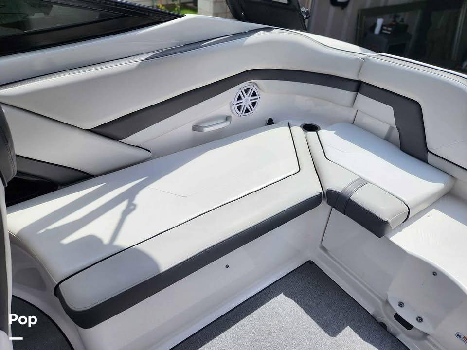 Slide: The Image of Yamaha AR240 2018 - 15024328