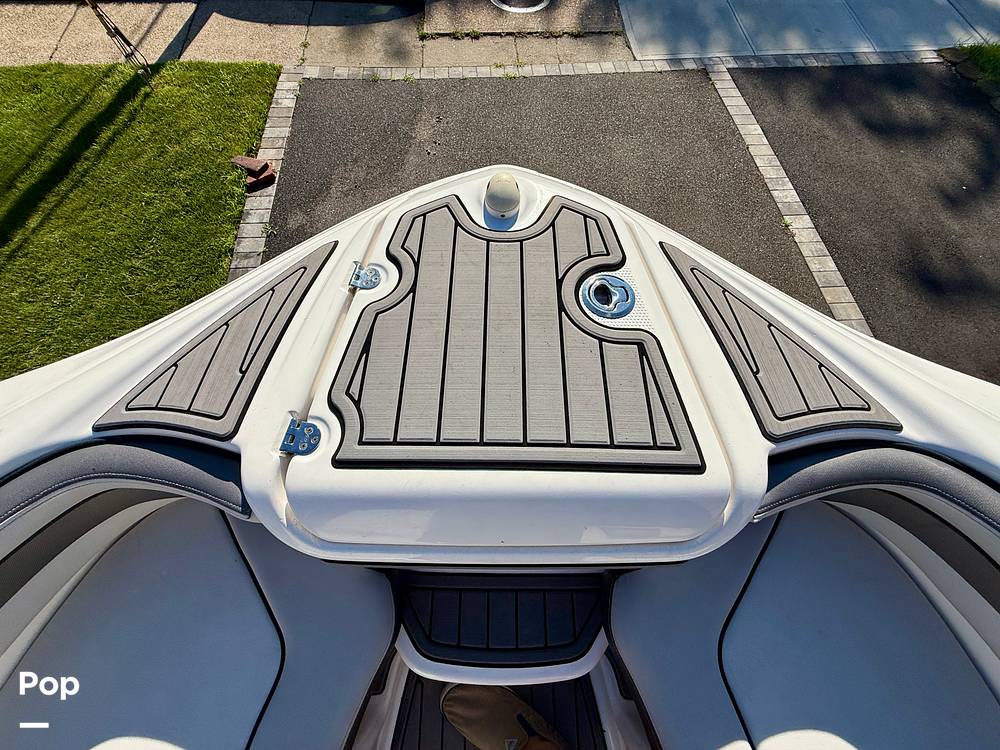 Slide: The Image of Yamaha AR240 2019 - 15678129