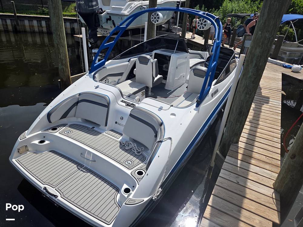 Slide: The Image of Yamaha AR240 2020 - 15686902