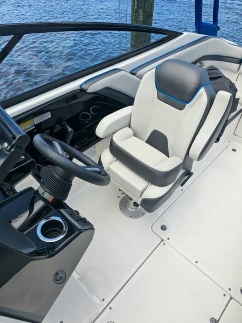 Slide: The Image of Yamaha AR240 2020 - 4440671