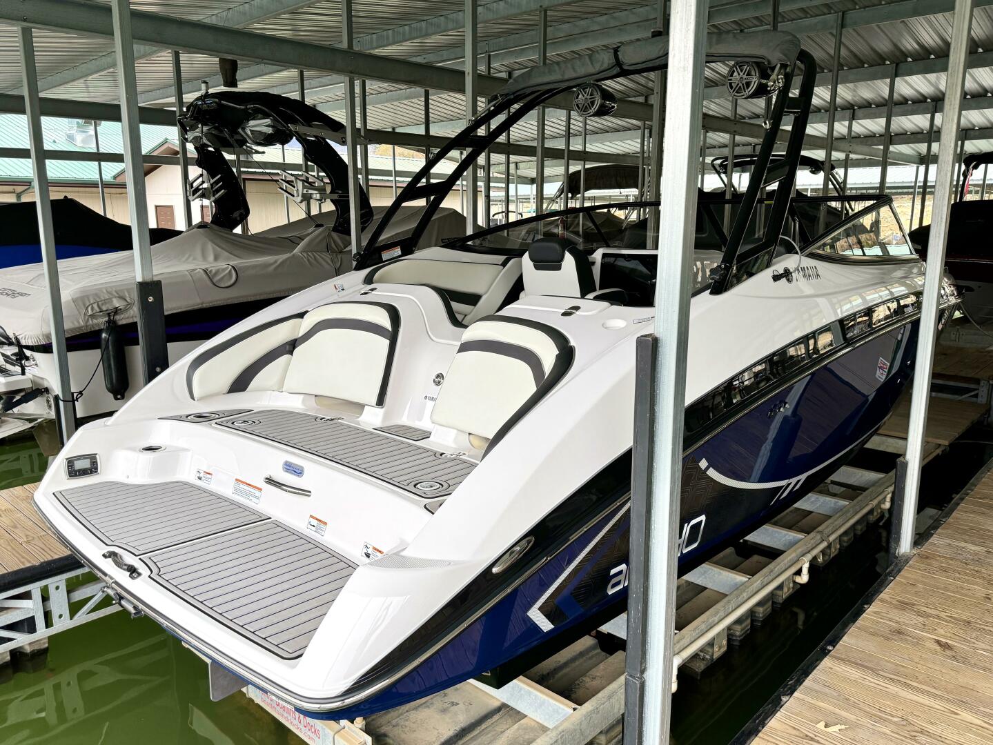 Slide: The Image of Yamaha AR 240 High Output 2016 - 4910821
