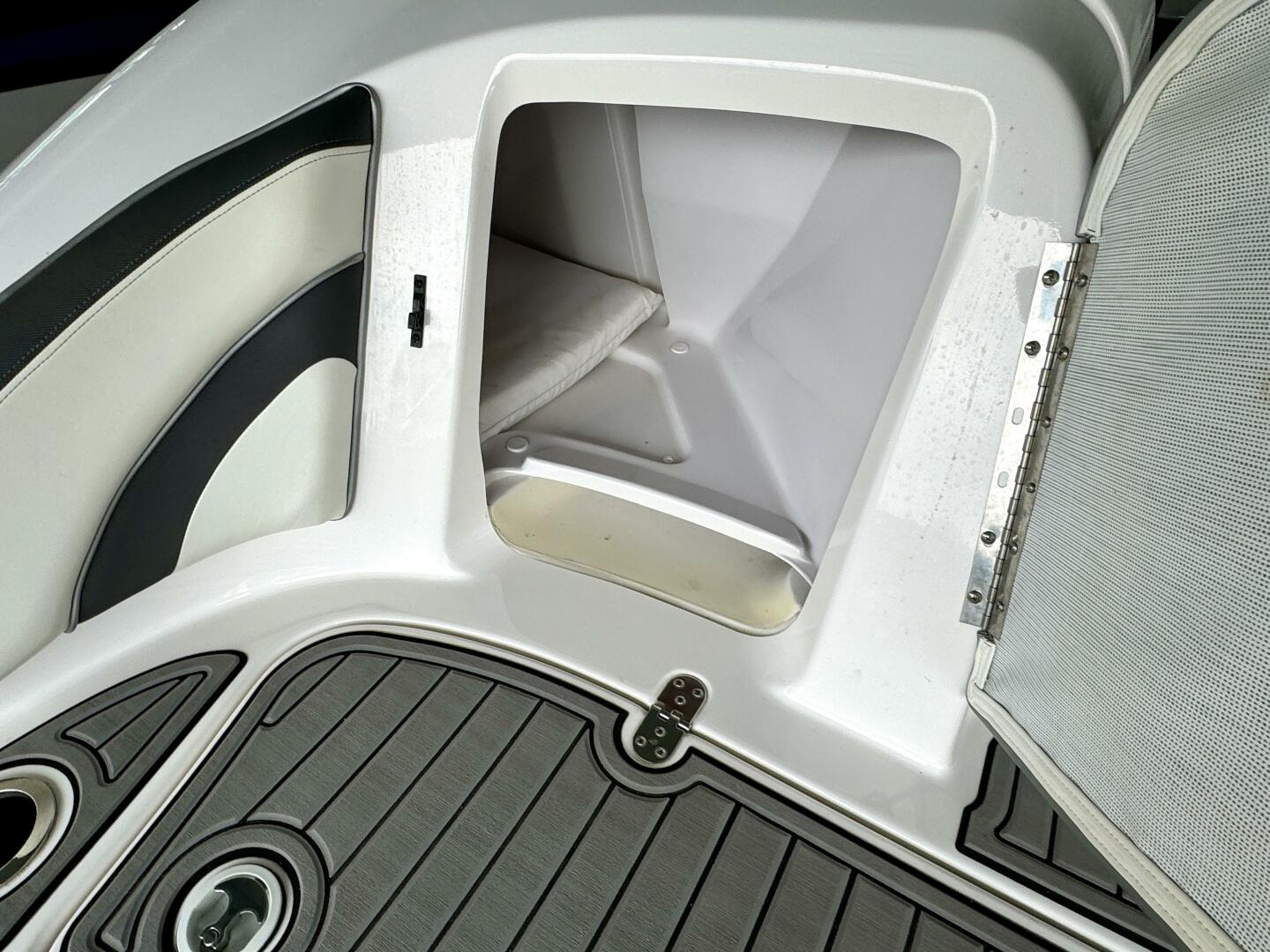 Slide: The Image of Yamaha AR 240 High Output 2016 - 4910879