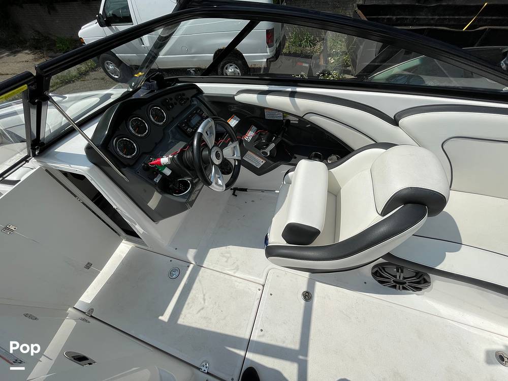 Slide: The Image of Yamaha AR240 HO 2014 - 15625285