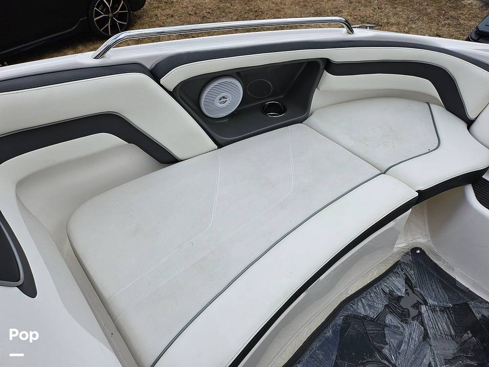 Slide: The Image of Yamaha AR240 HO 2015 - 15219855