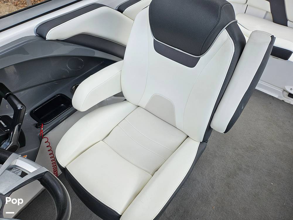 Slide: The Image of Yamaha AR240 HO 2015 - 15219882
