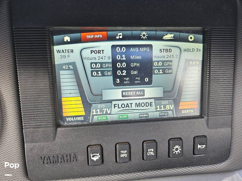 Slide: The Image of Yamaha AR240 HO 2015 - 15219837