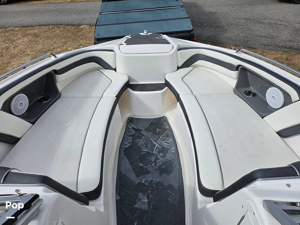 Slide: The Image of Yamaha AR240 HO 2015 - 15219840