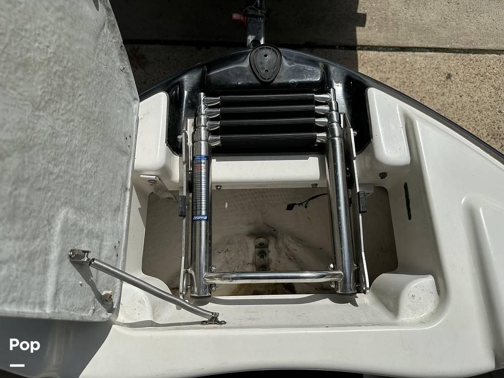 Slide: The Image of Yamaha AR 242 Limited S 2010 - 12757837