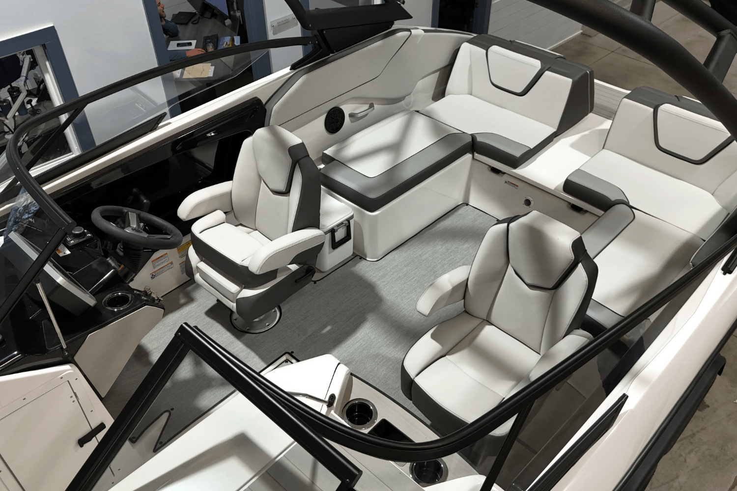 Slide: The Image of Yamaha AR250 2025 - 12