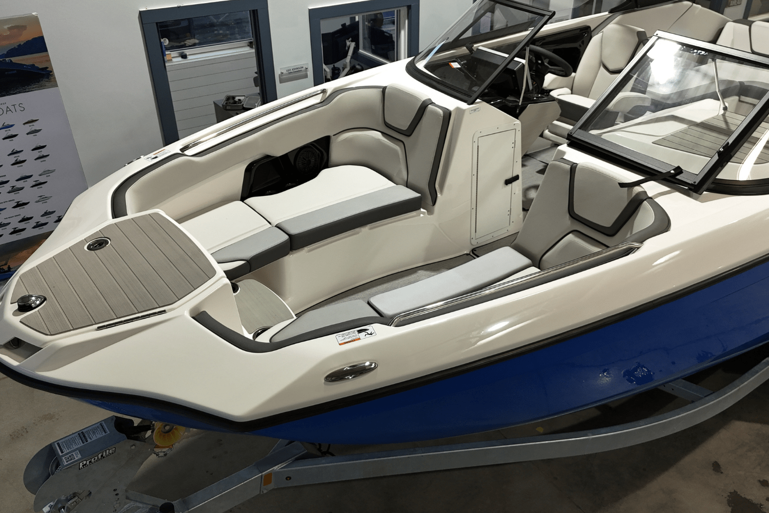 Slide: The Image of Yamaha AR250 2025 - 17