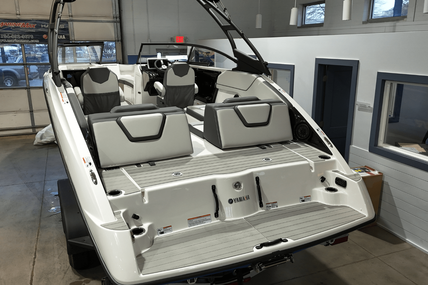 Slide: The Image of Yamaha AR250 2025 - 3