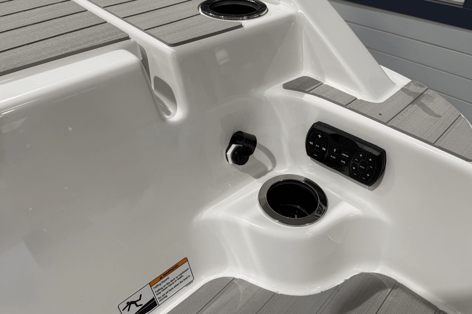 Slide: The Image of Yamaha AR250 2025 - 5