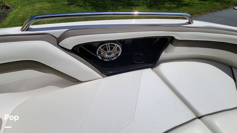 Slide: The Image of Yamaha E Series 242 LIMITED 2016 - 12578477