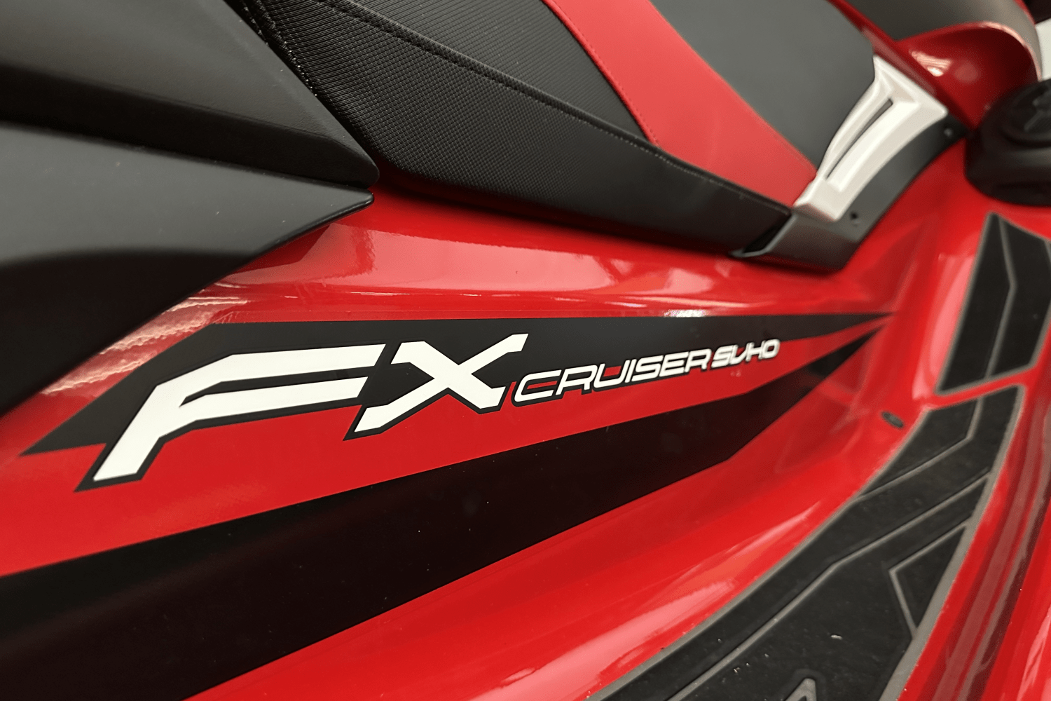 Slide: The Image of Yamaha FX1800B-YB 2023 - 18