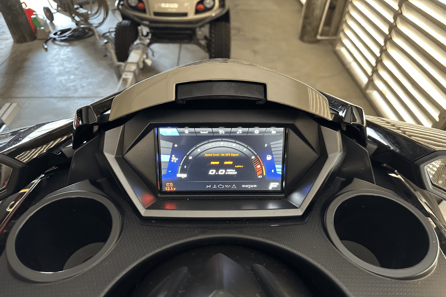 Slide: The Image of Yamaha FX1800B-YB 2023 - 40