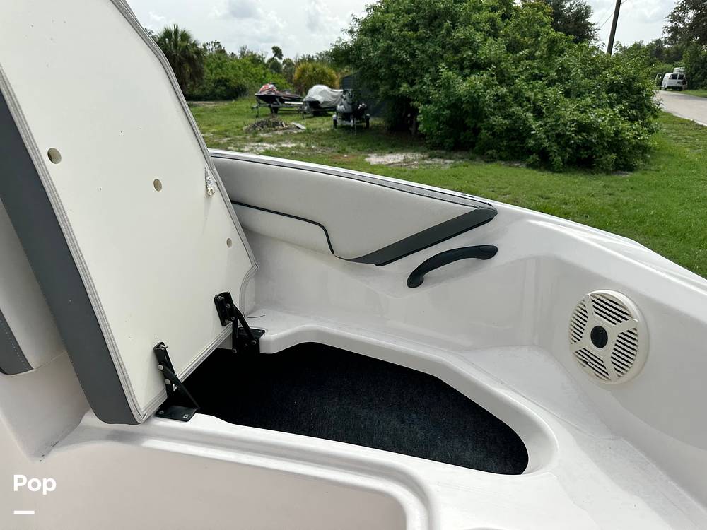 Slide: The Image of Yamaha SX190 2021 - 14450416