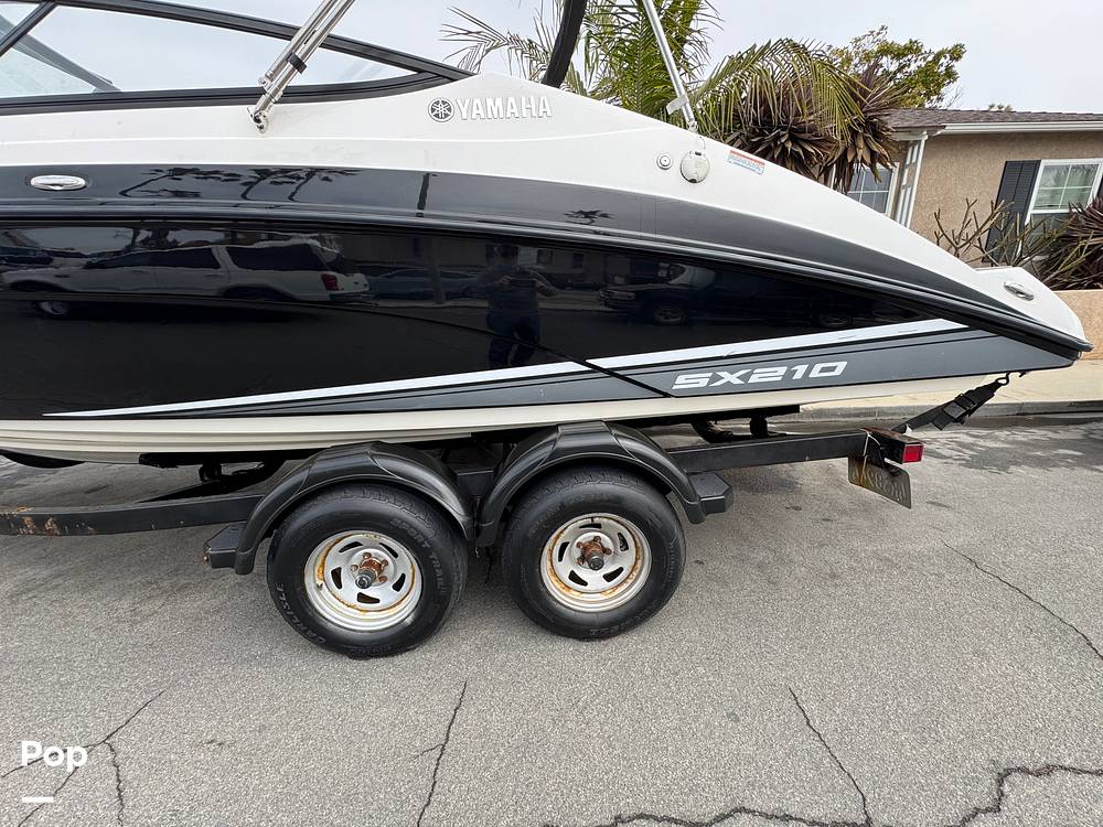 Slide: The Image of Yamaha SX210 2019 - 15298723
