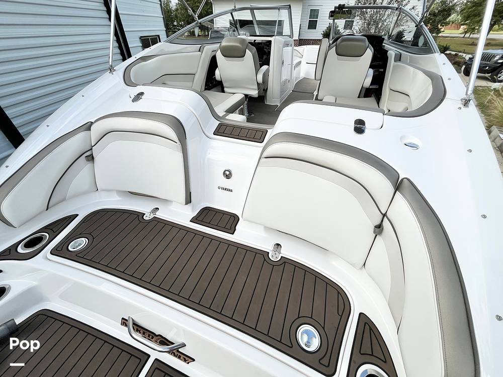 Slide: The Image of Non-skid Deck - 14896801