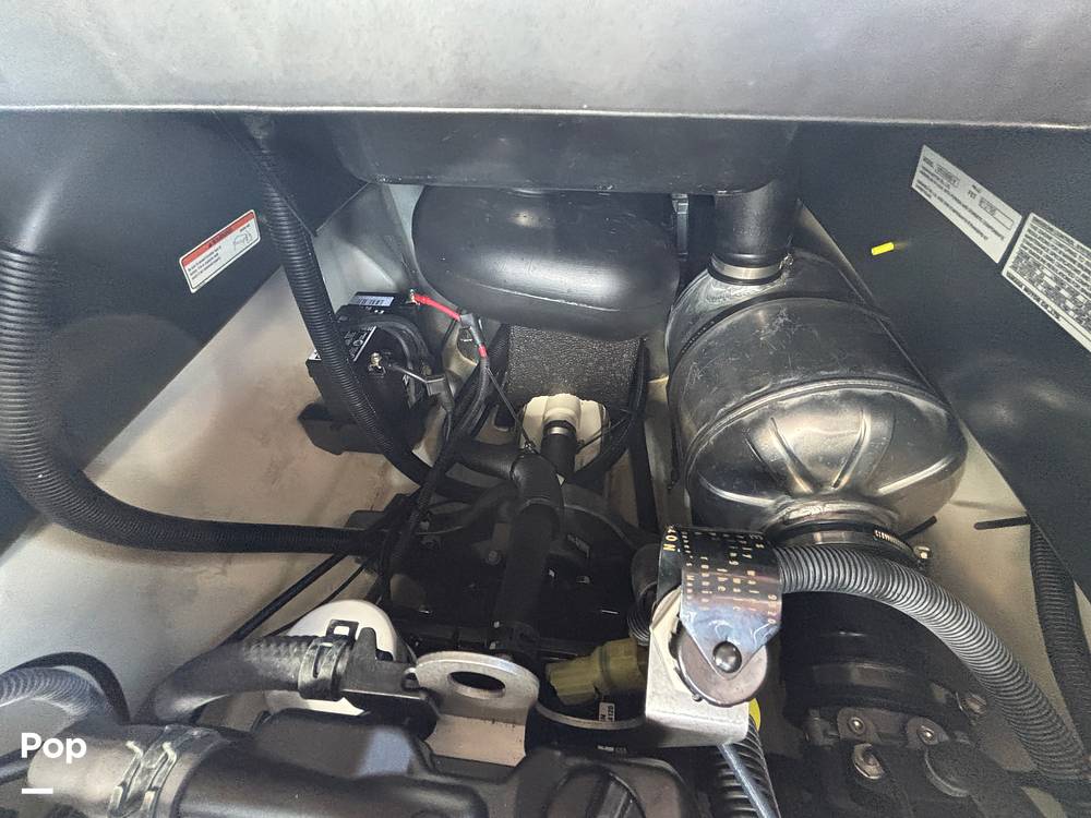 Slide: The Image of Yamaha Waverunner VX 2020 - 15591735