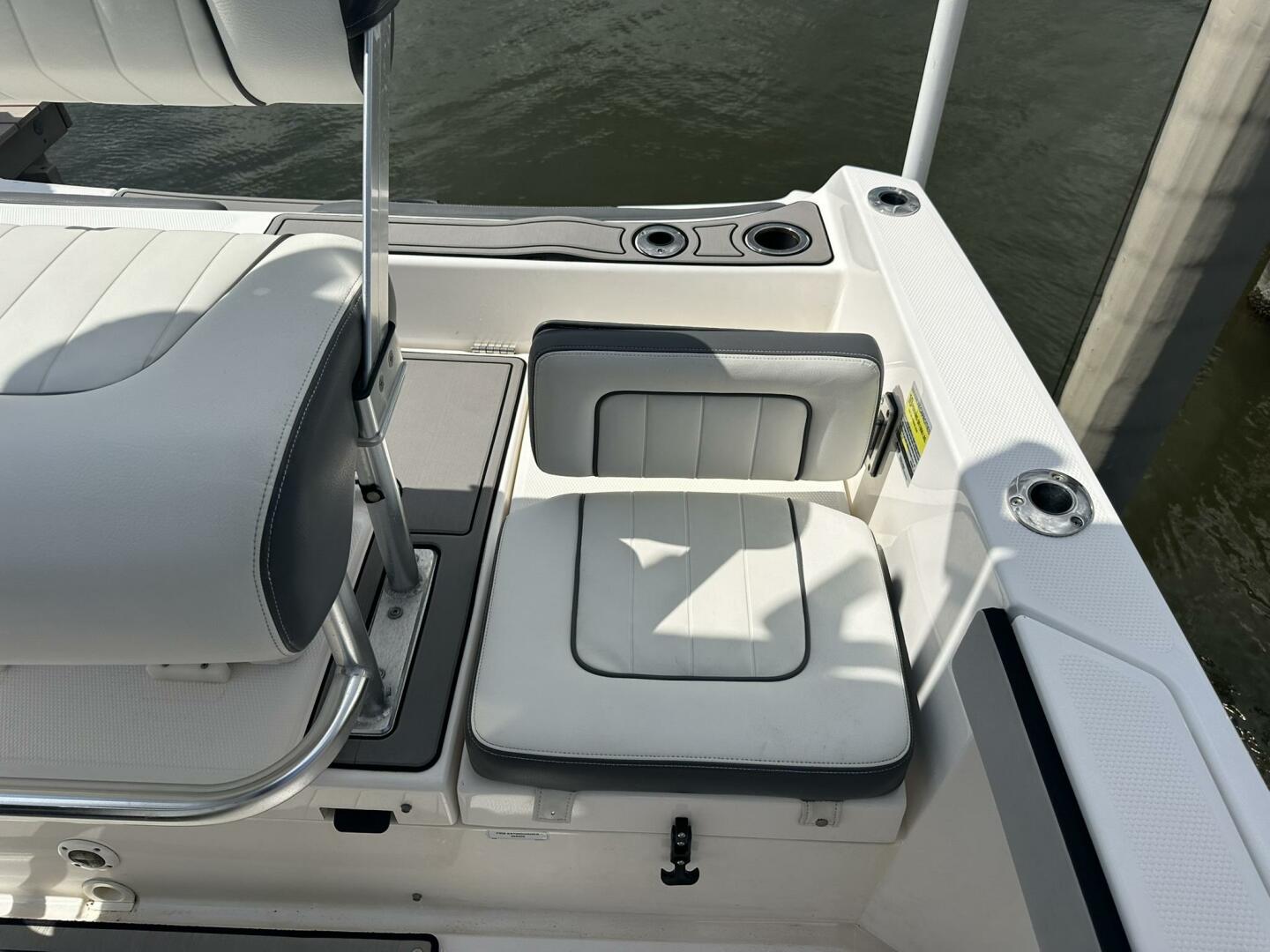 Slide: The Image of Yamaha Boats 210 FSH Sport 2020 - 4577602
