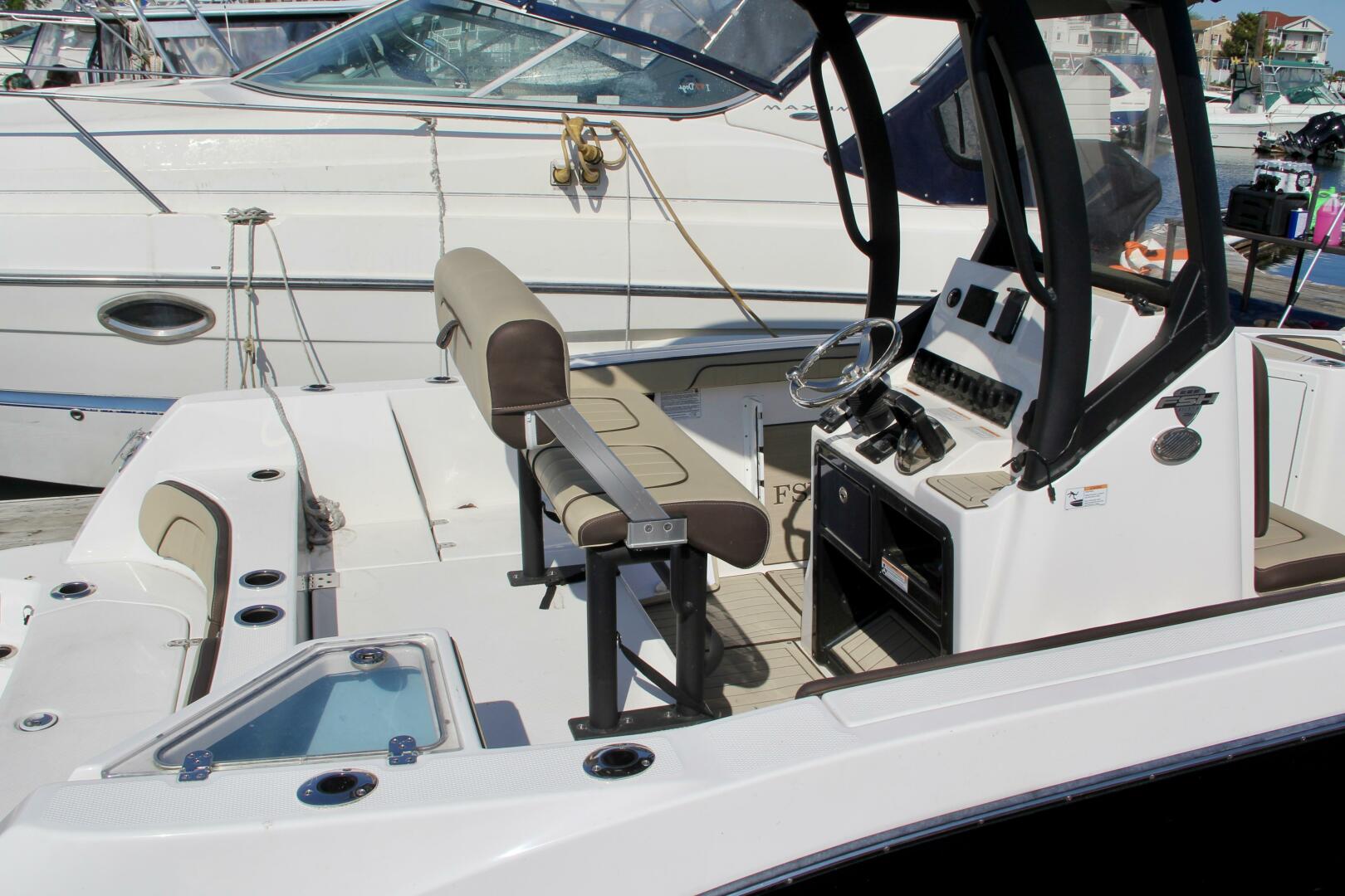 Slide: The Image of Yamaha Boats 222 FSH Sport E 2024 - 5316645