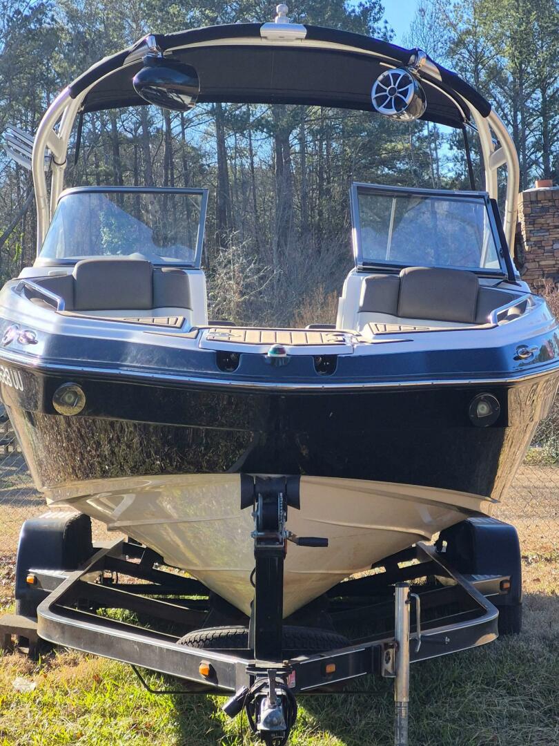 Slide: The Image of Yamaha Boats 242 Limited S 2011 - 4954802