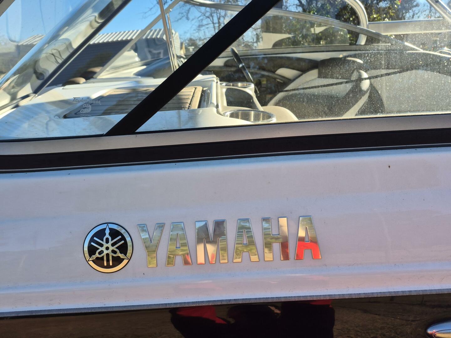 Slide: The Image of Yamaha Boats 242 Limited S 2011 - 4954853