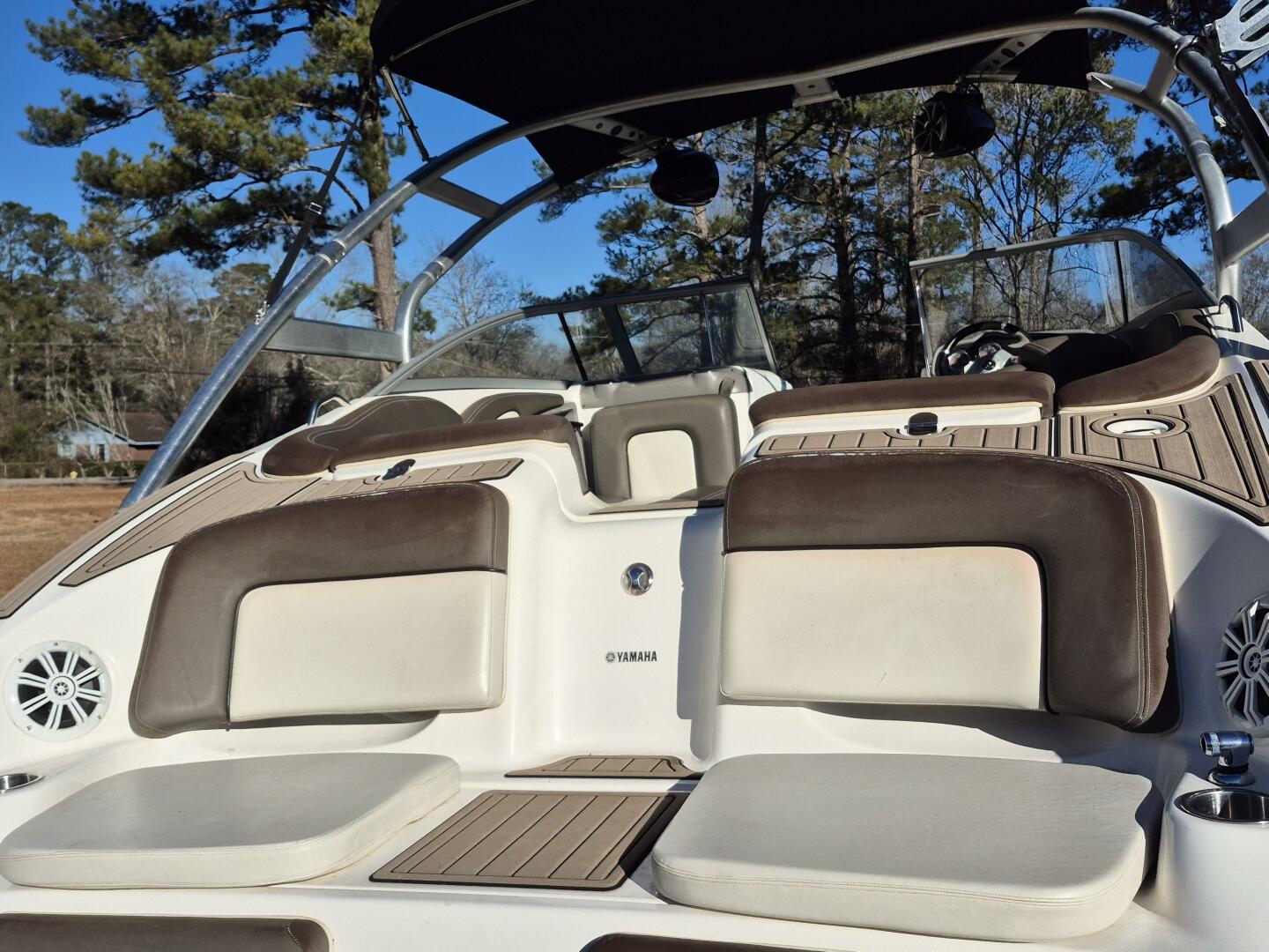 Slide: The Image of Yamaha Boats 242 Limited S 2011 - 4954858