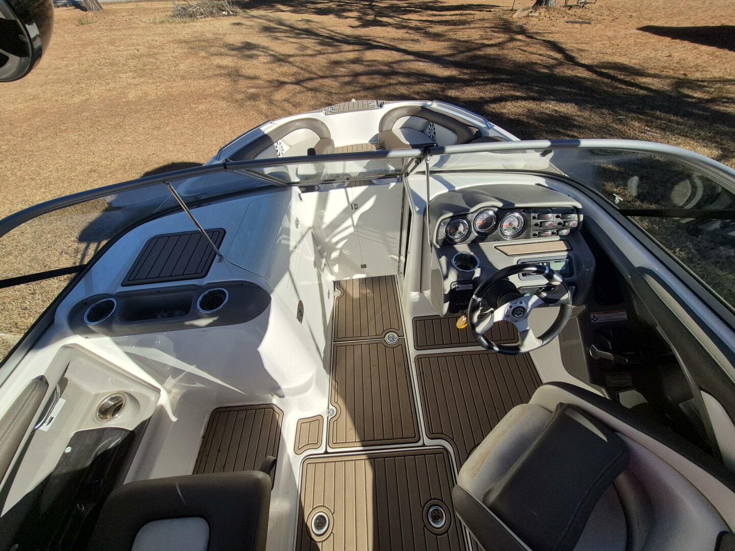Slide: The Image of Yamaha Boats 242 Limited S 2011 - 4954868