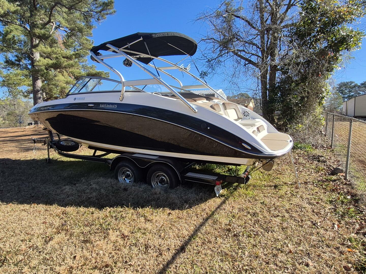Slide: The Image of Yamaha Boats 242 Limited S 2011 - 4954908