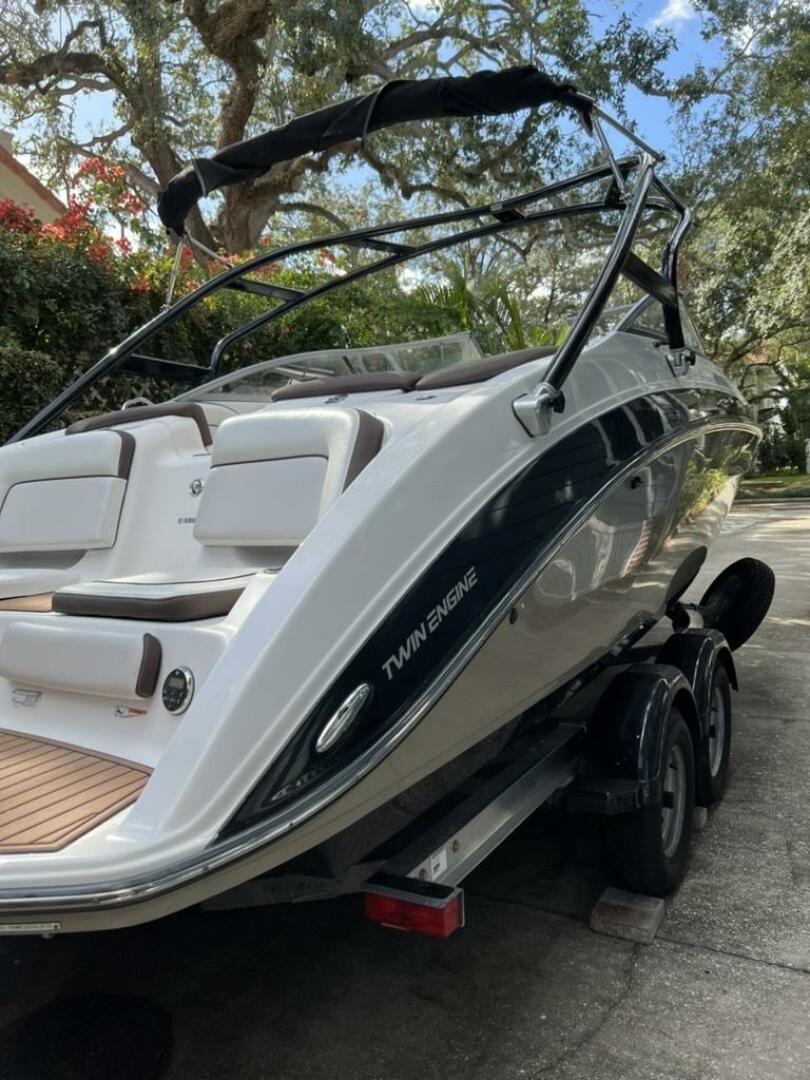 Slide: The Image of Yamaha Boats 242 Limited S 2013 - 5339455