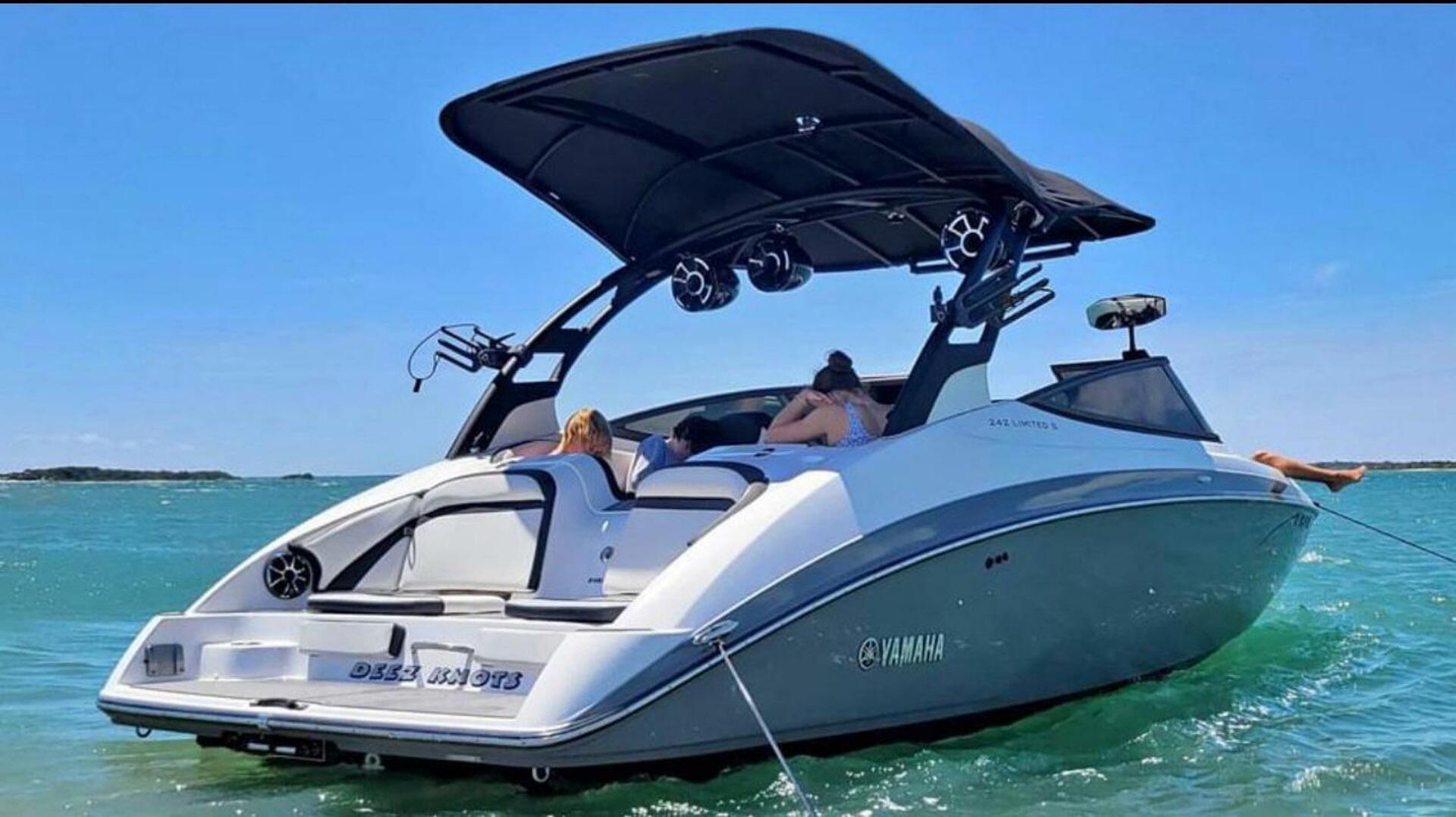 Slide: The Image of Yamaha Boats 242 Limited SE 2019 - 4755830