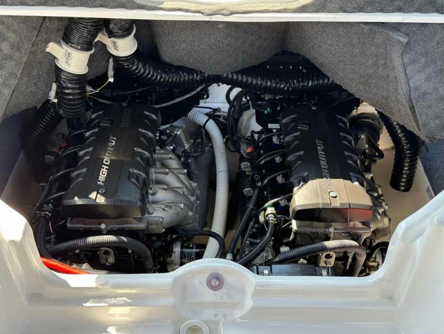 Slide: The Image of Yamaha Boats 242 Limited SE 2019 - 4755841