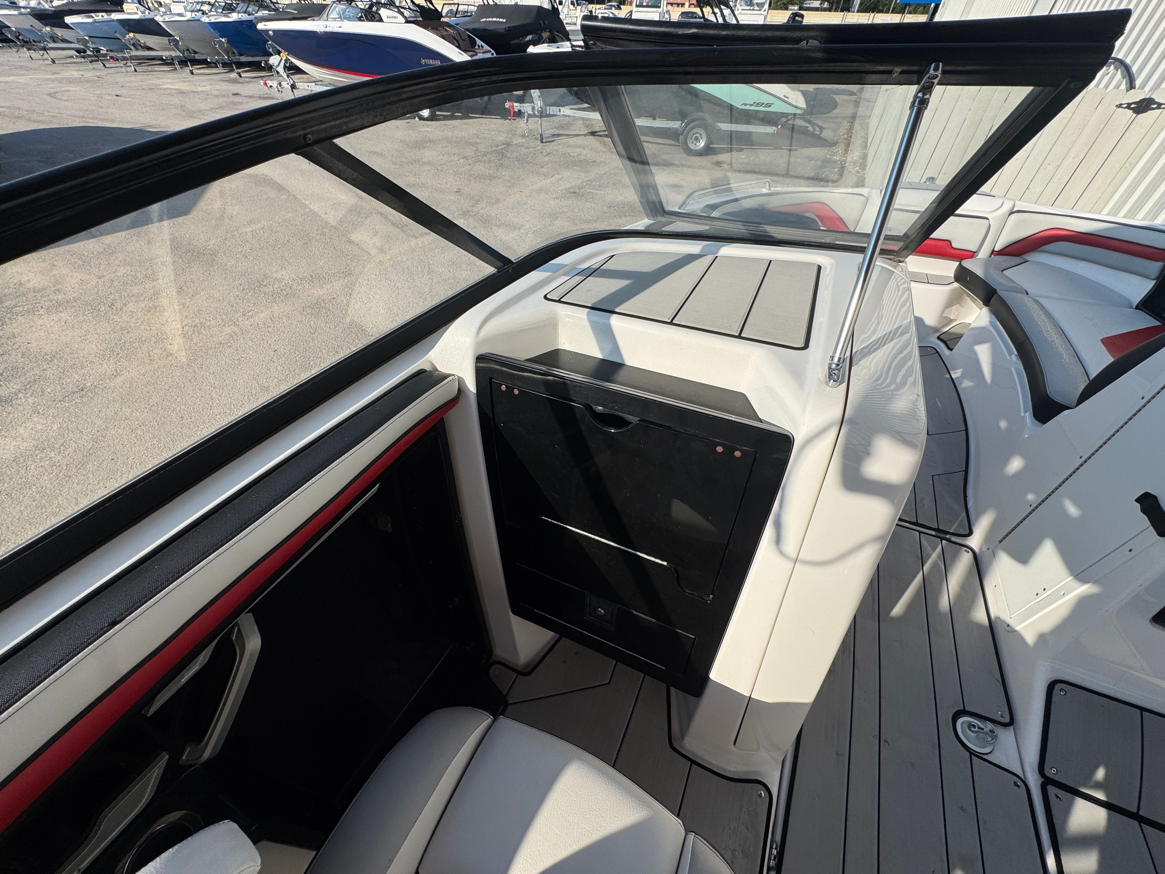 Slide: The Image of 2020 YAMAHA 242 XE - Image 13 - 13