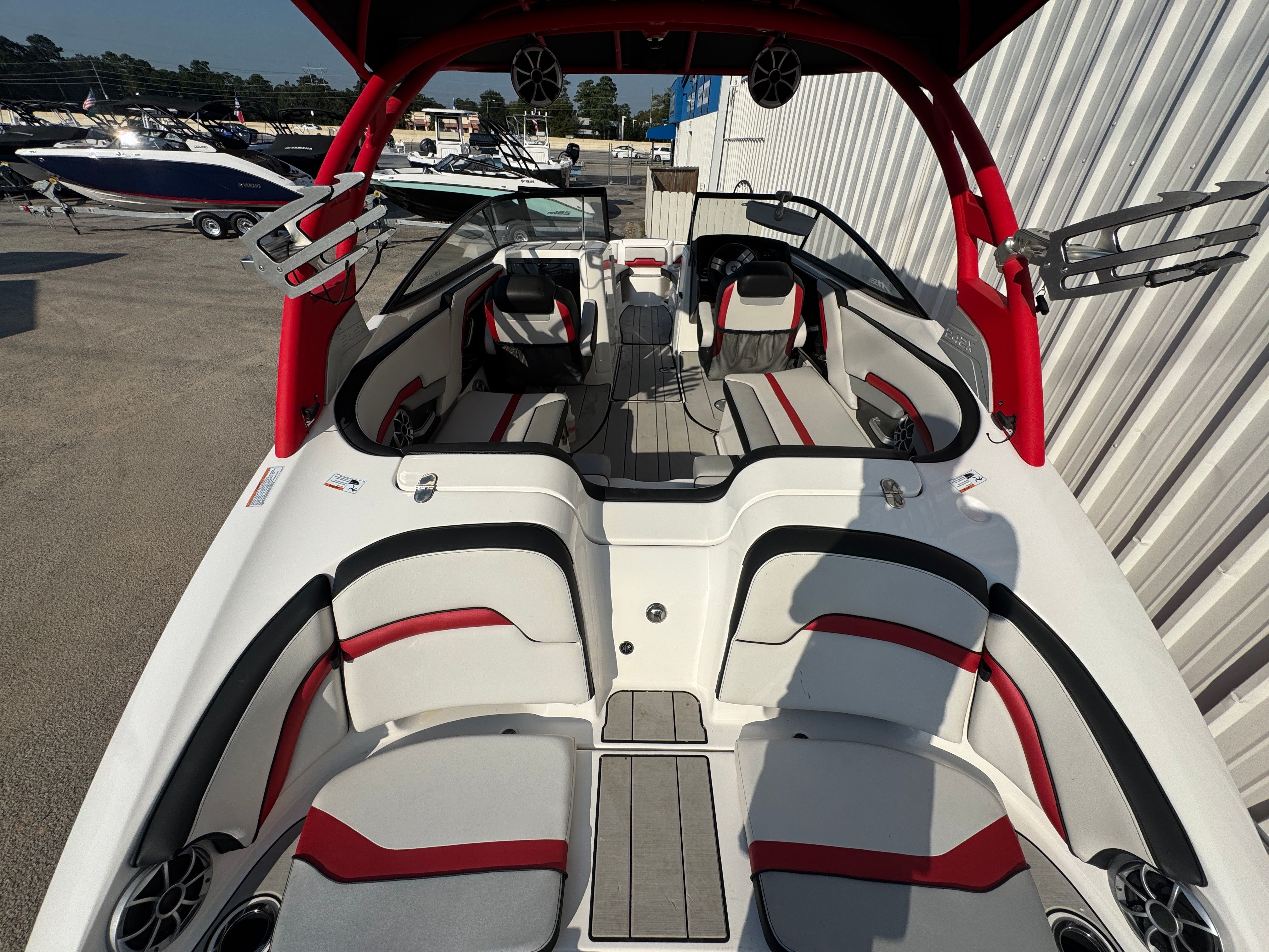 Slide: The Image of 2020 YAMAHA 242 XE - Image 7 - 7