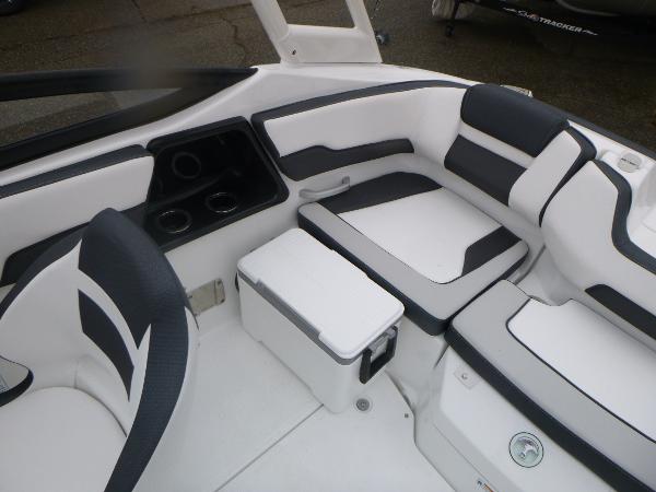 Slide: The Image of 2024 Yamaha Boats AR195 interior with sleek seating and modern design. - 27