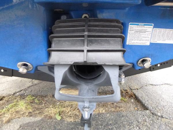 Slide: The Image of 2024 Yamaha AR195 boat jet propulsion system close-up. - 36