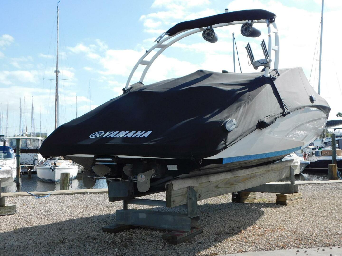 Slide: The Image of Yamaha Boats AR210 2021 - 4887325