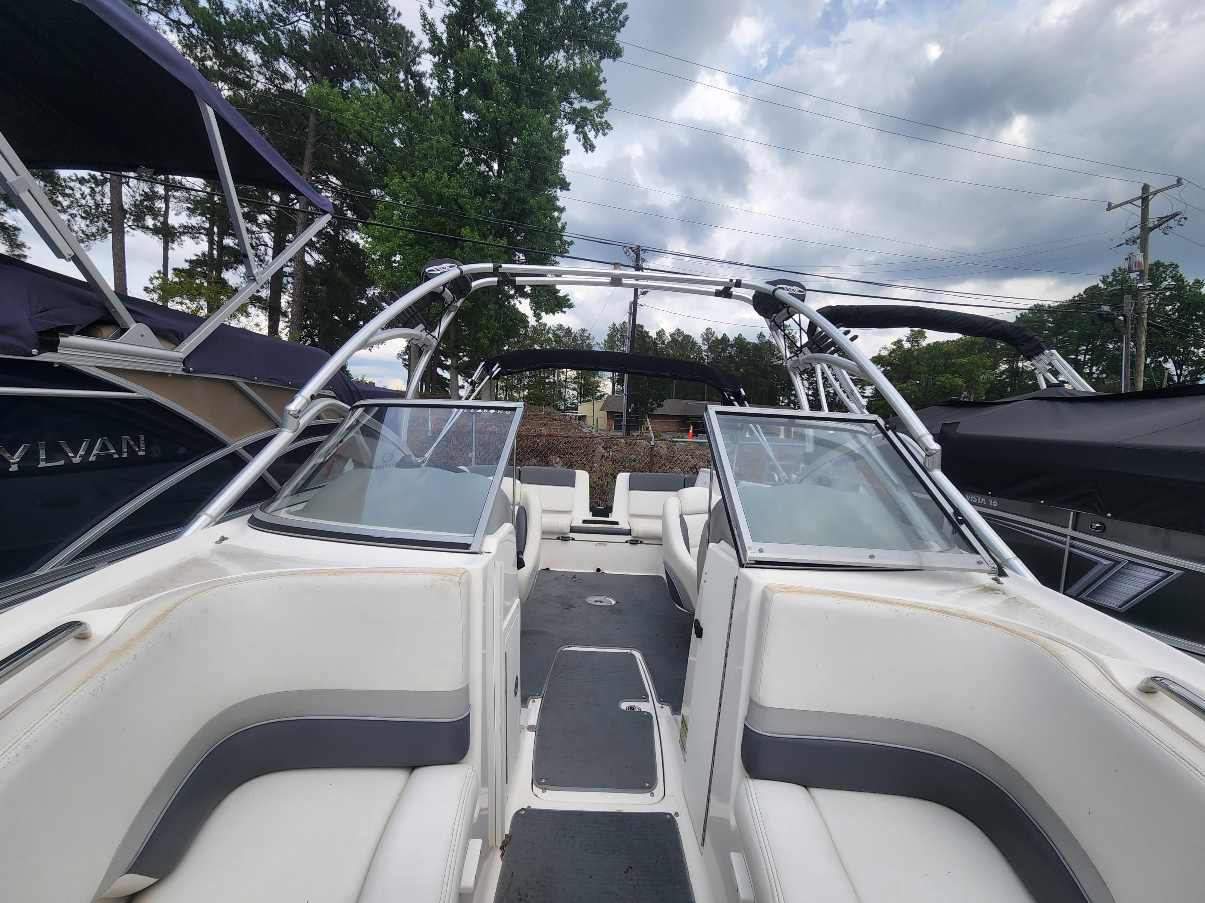 Slide: The Image of Yamaha Boats Yamaha AR 230 HO 2005 - 6