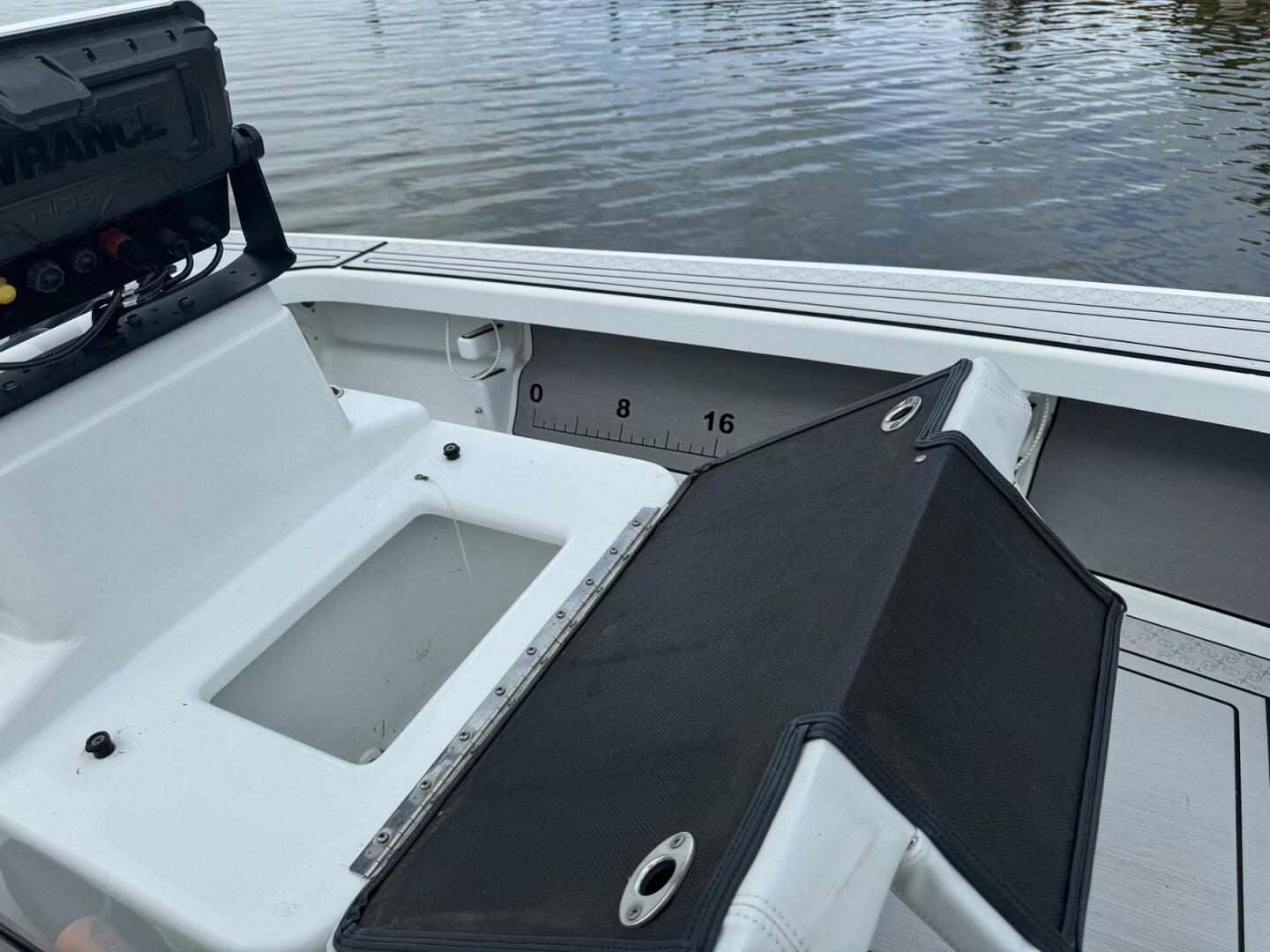 Slide: The Image of Yellowfin 17 Skiff 2023 - 5512540