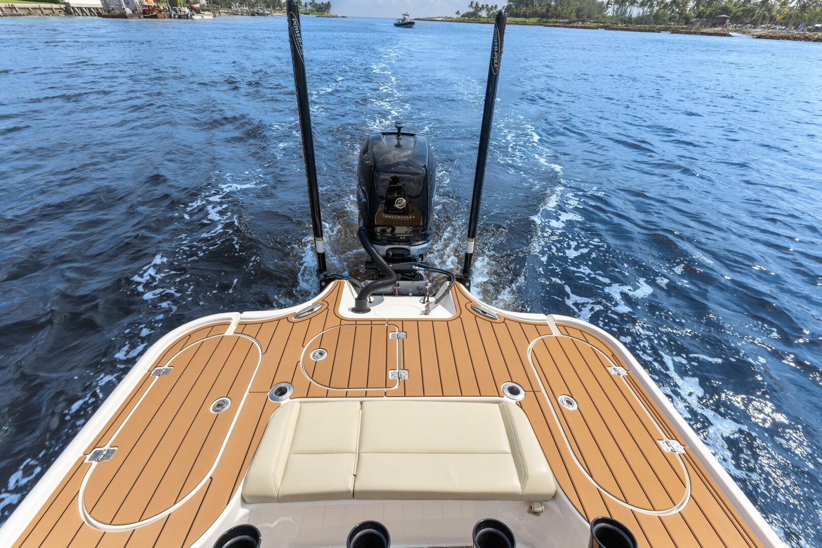 Slide: The Image of Yellowfin 24 2020 - 4779124